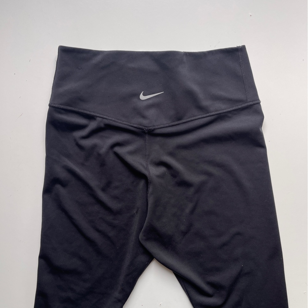 Nike Dri Fit Black Leggings size S - Picture 4 of 5